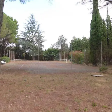 La Des Pins Avec Piscine Et Tennis Garons