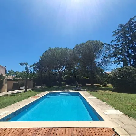 La Des Pins Avec Piscine Et Tennis Vila