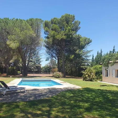 Villa La Des Pins Avec Piscine Et Tennis *