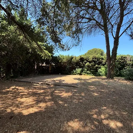 La Des Pins Avec Piscine Et Tennis Vila Garons