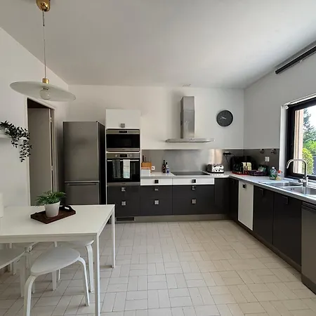 La Des Pins Avec Piscine Et Tennis Villa Garons