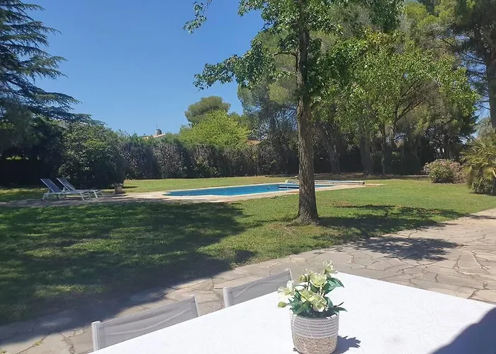La Des Pins Avec Piscine Et Tennis Villa *